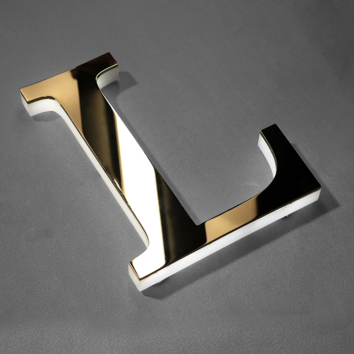 发光字(镜面lv背发光侧面)