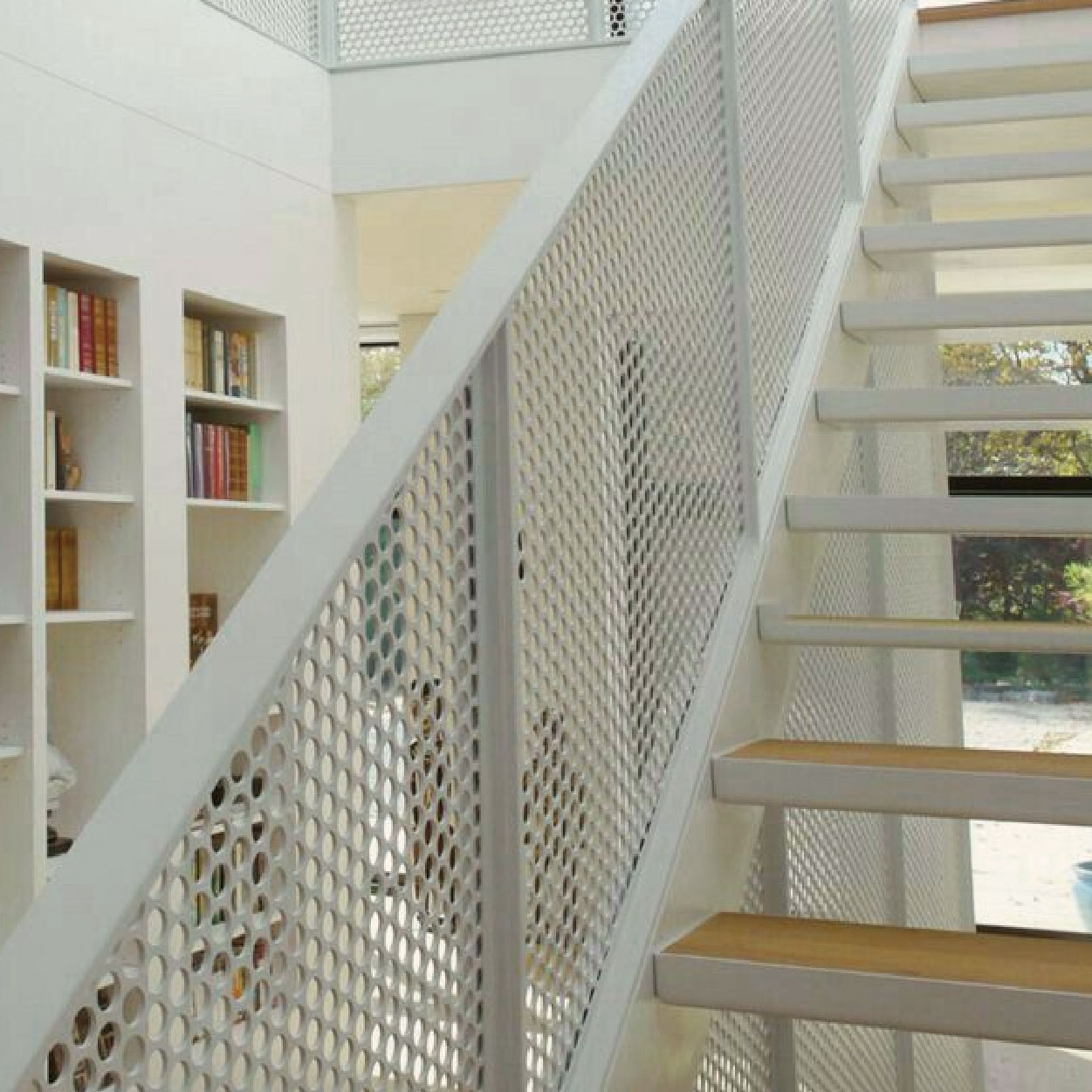 8 室内冲孔板 (1)