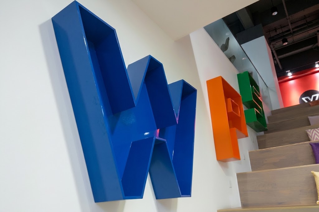 reverse lit channel letters